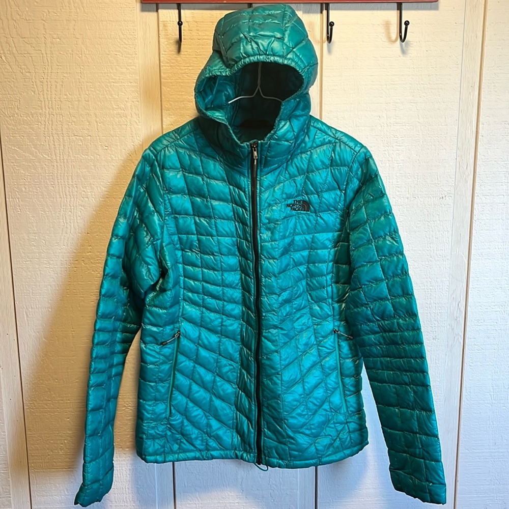 The North Face Women’s Thermoball Hoodie Zip Up Jacket